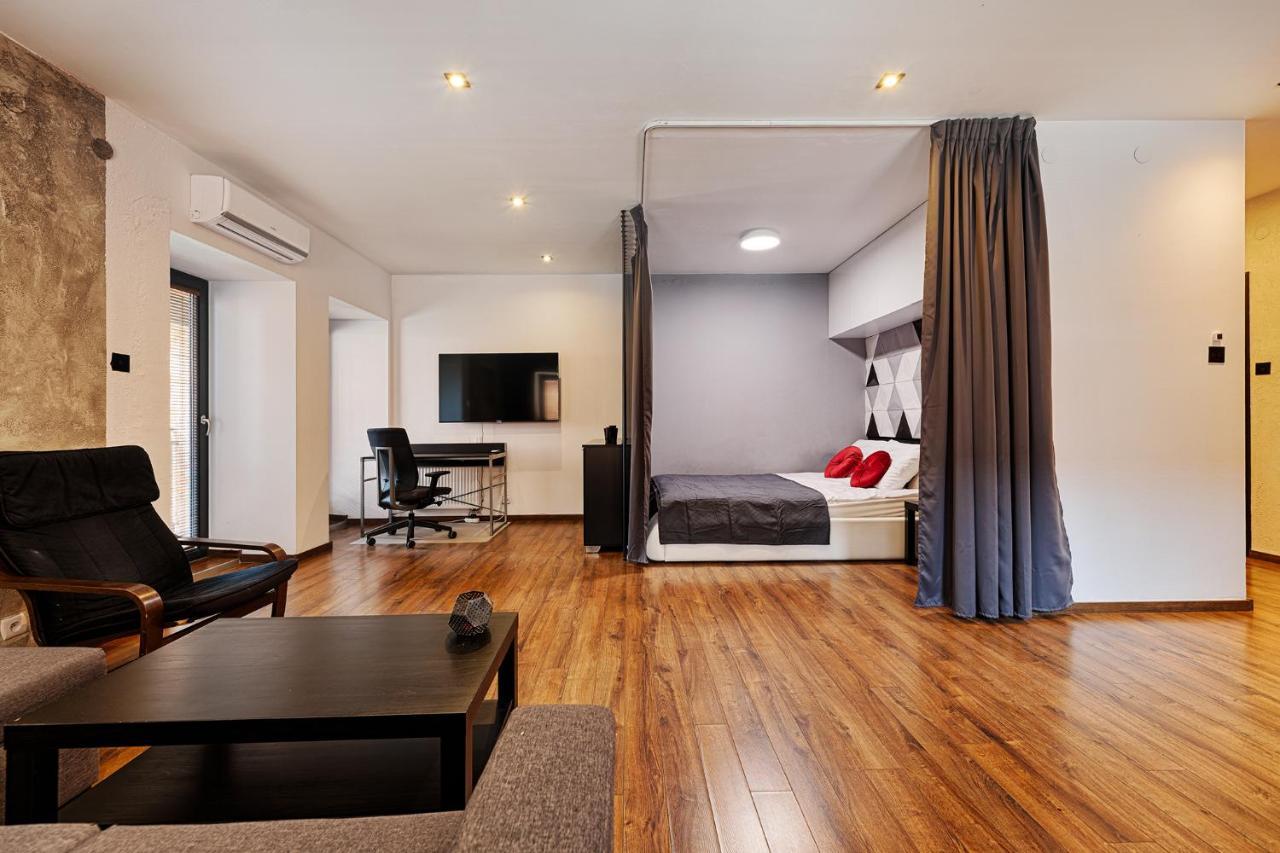 Apartamenty Lookap Loft Ceglany ウッチ エクステリア 写真